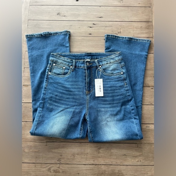 Holy Grail Tummy Control Bootcut Jeans NWT - Picture 4 of 9